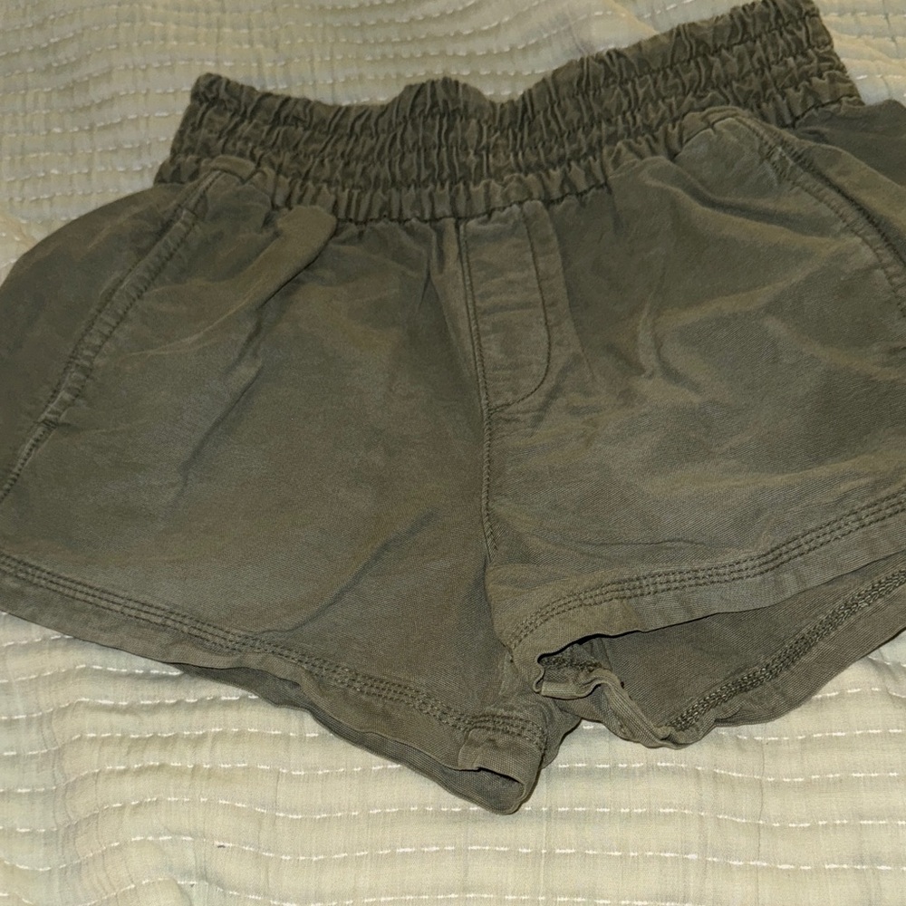 Aerie Green Women's Shorts